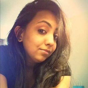 Meet your Posher, Pratyusha